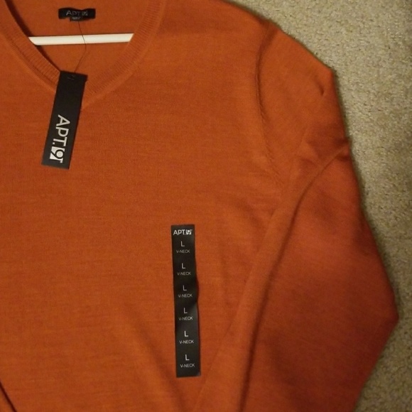 Men's large sweater - Picture 2 of 4